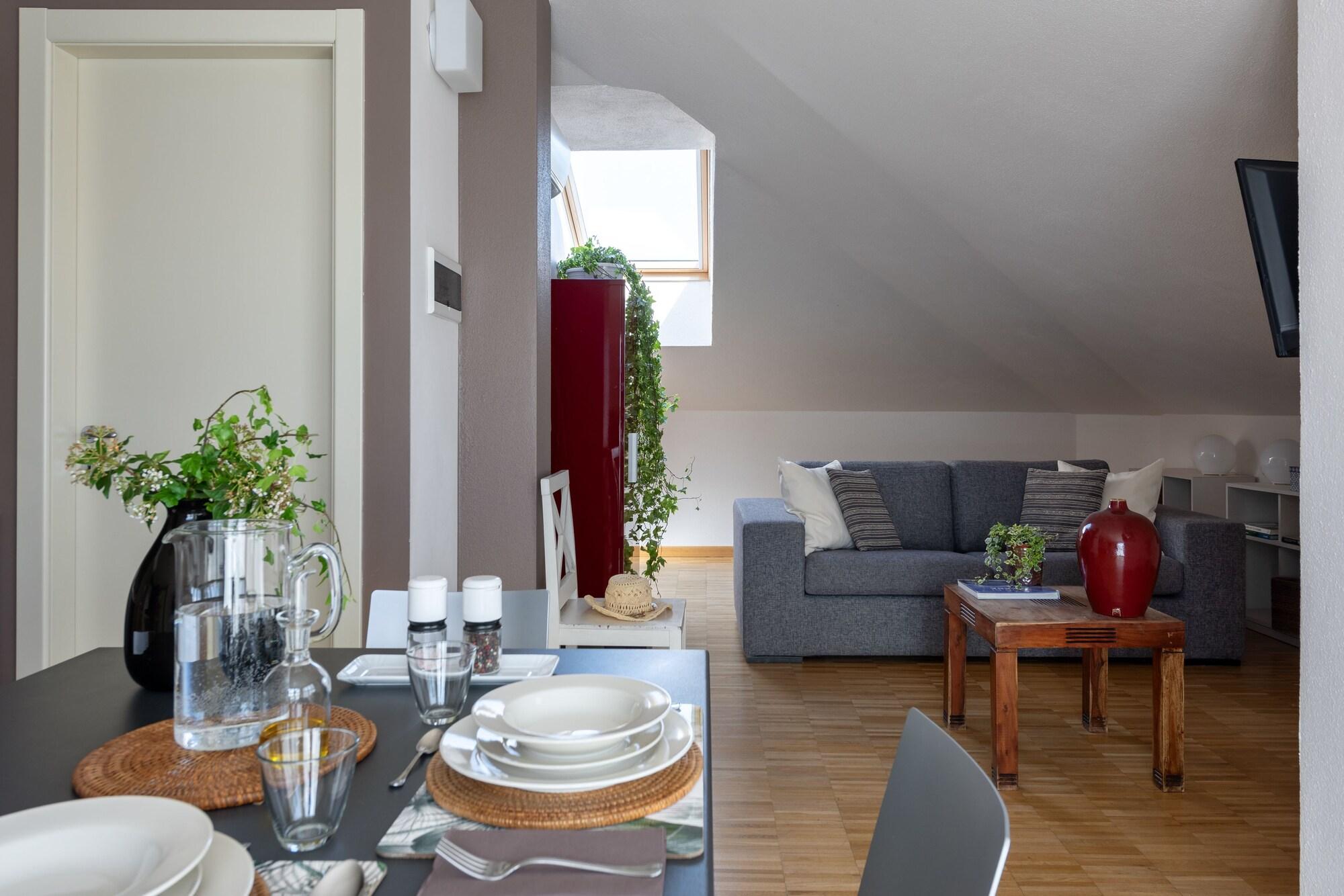 Vialeromadodici Rooms & Apartments Lazise Exterior photo