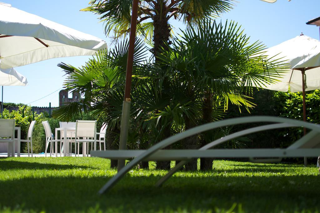 Vialeromadodici Rooms & Apartments Lazise Exterior photo