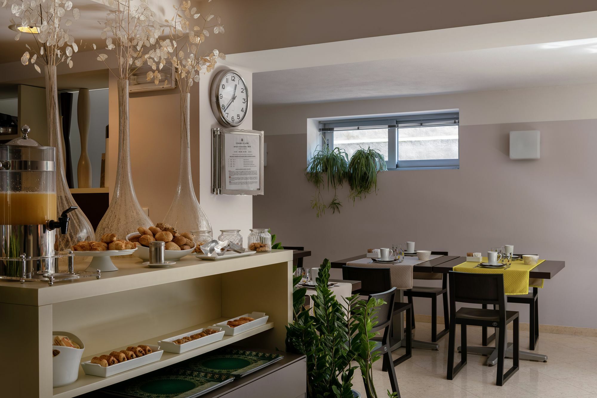 Vialeromadodici Rooms & Apartments Lazise Exterior photo