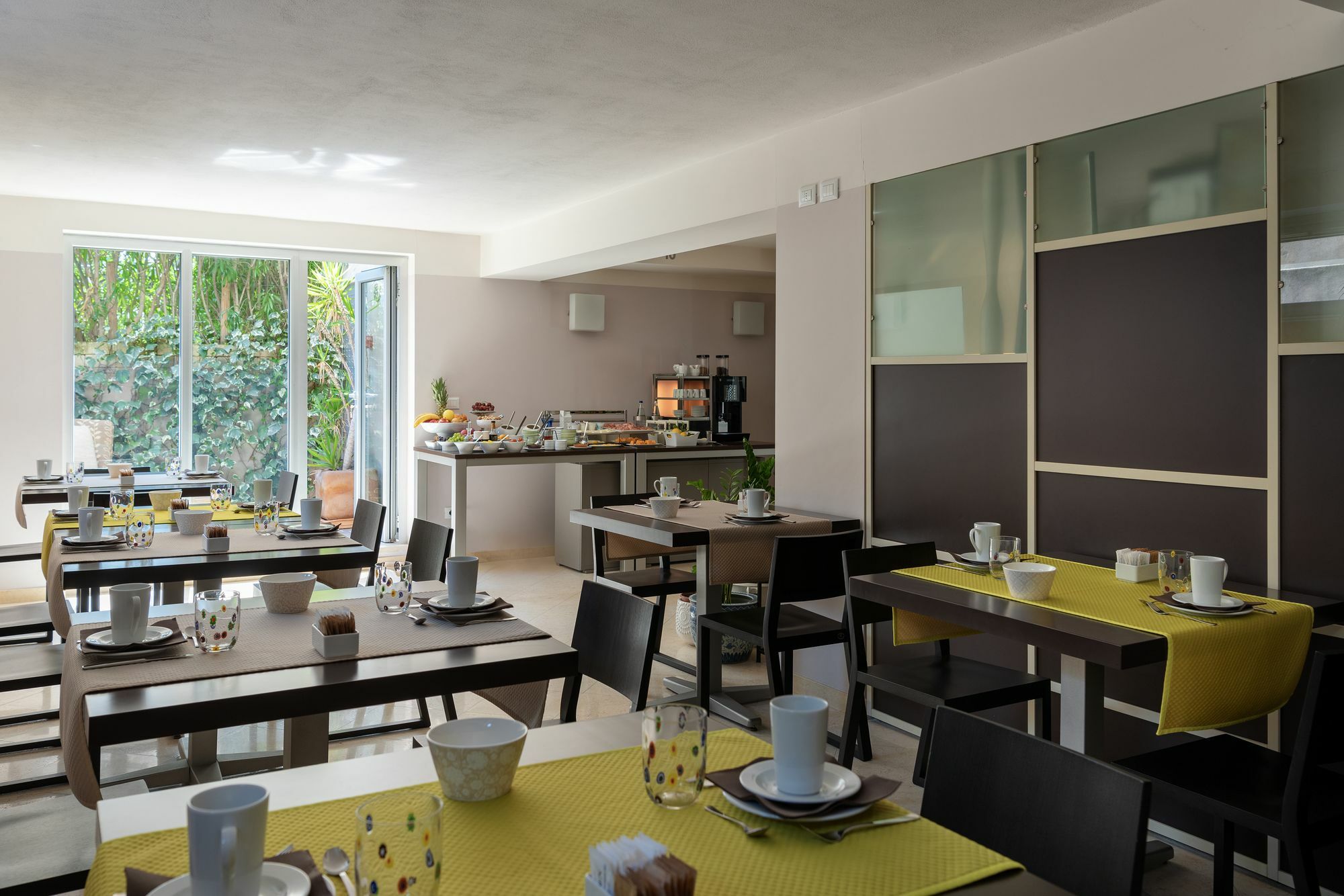 Vialeromadodici Rooms & Apartments Lazise Exterior photo