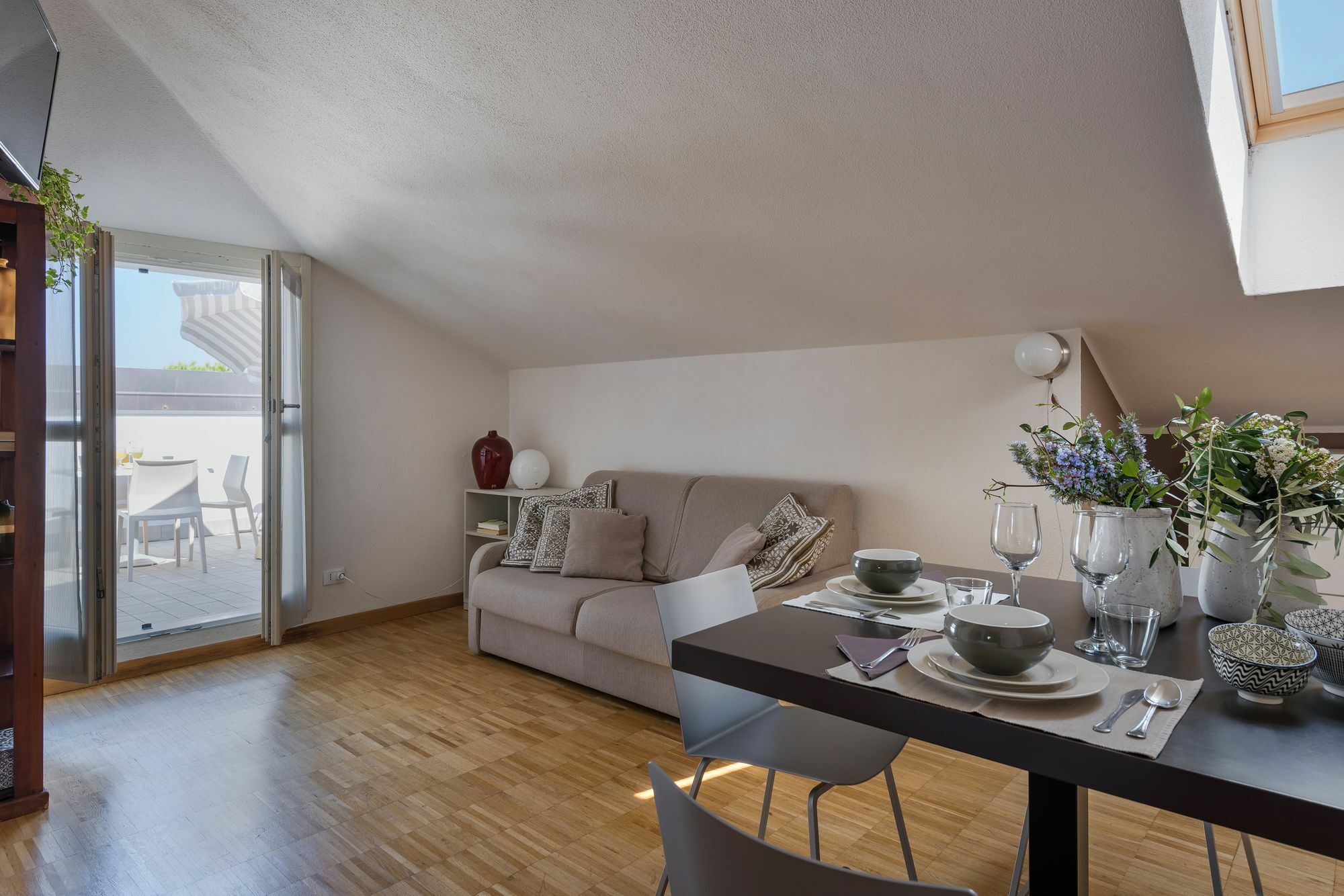 Vialeromadodici Rooms & Apartments Lazise Exterior photo