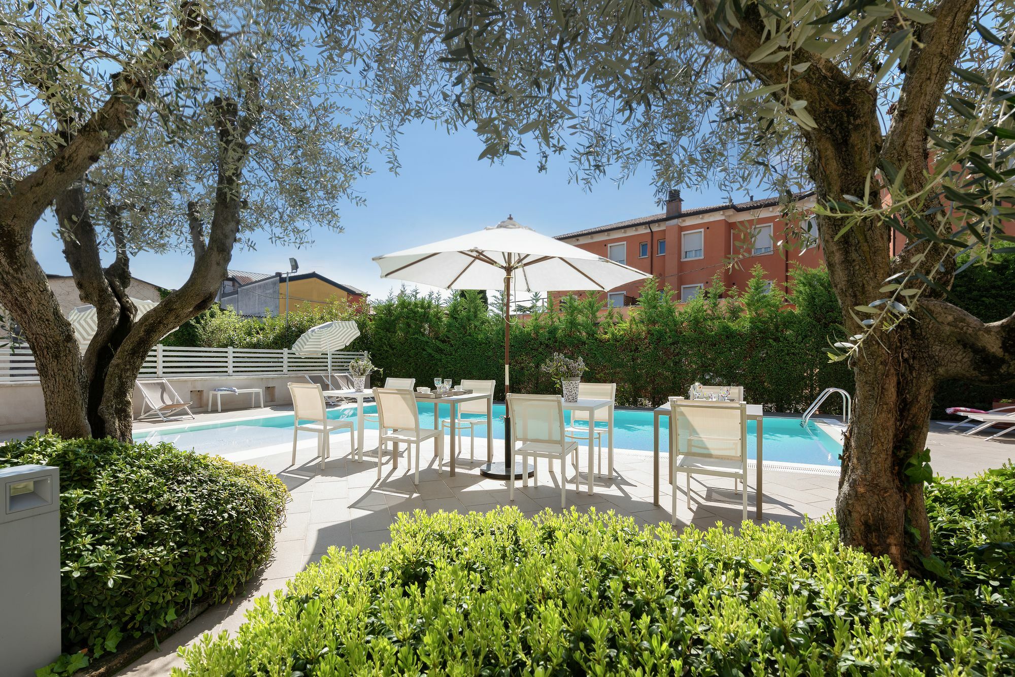 Vialeromadodici Rooms & Apartments Lazise Exterior photo